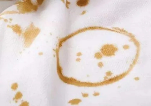 衣服上普洱茶漬怎么去除？