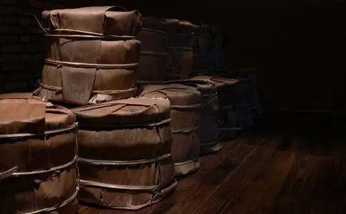 恐怖的普洱老茶翻新“技術(shù)倉”？