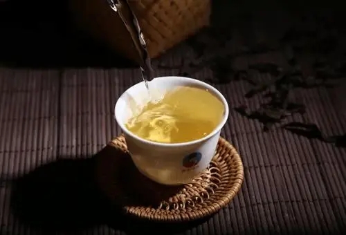 答應(yīng)我 晚飯后喝一杯普洱茶好嗎？