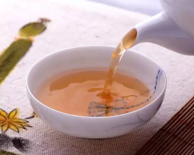 普洱茶越喝越餓？喝普洱茶真能刮油嗎？