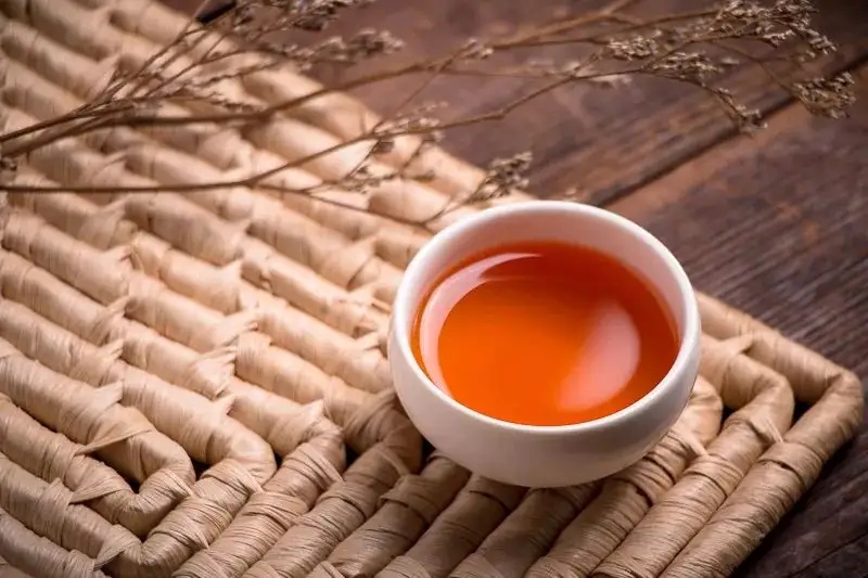 喝普洱茶時的“舌底鳴泉”是什么體驗？