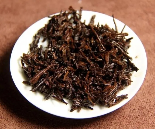 怎樣從茶香來辨認普洱茶的好壞？