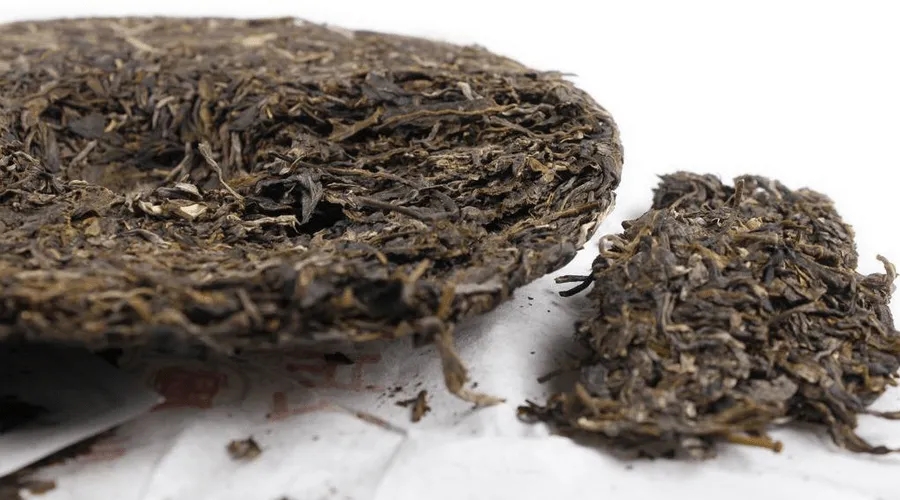 普洱茶餅受潮了怎么辦？四招教你拯救受潮發(fā)霉的茶餅