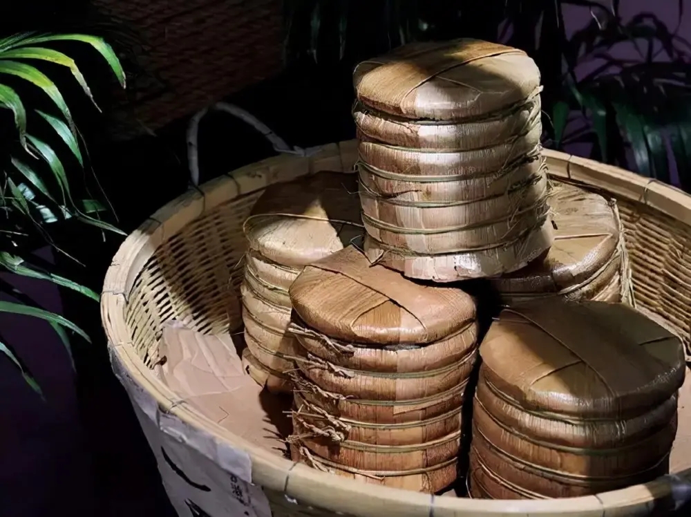 大廠出品”和“小作坊”的普洱茶，哪個(gè)更值得購(gòu)買？